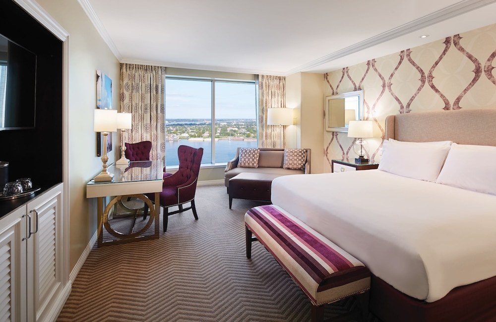 Harrahs, Deluxe, King Bed
