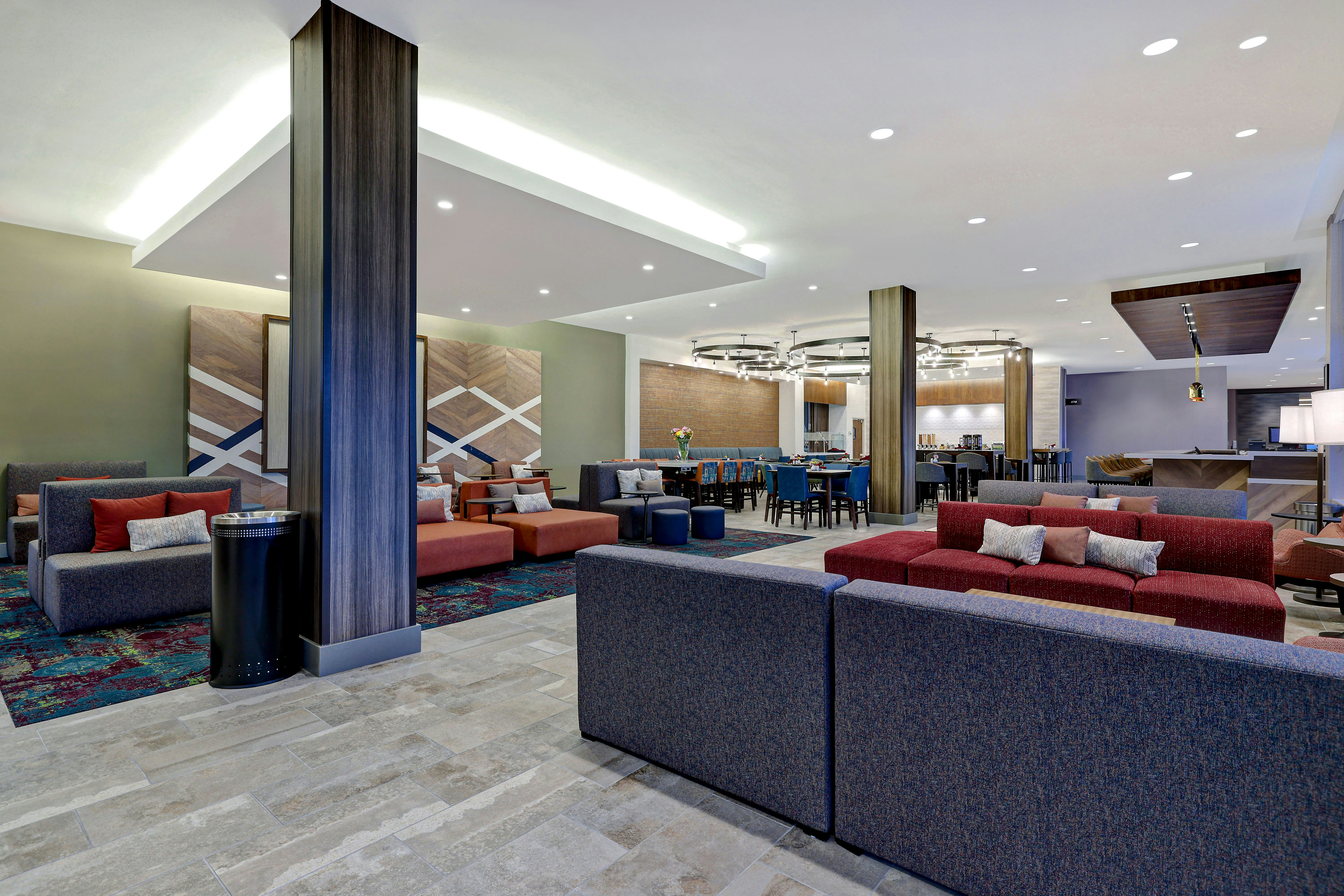 Hilton Garden Inn Cedar Rapids 12/28