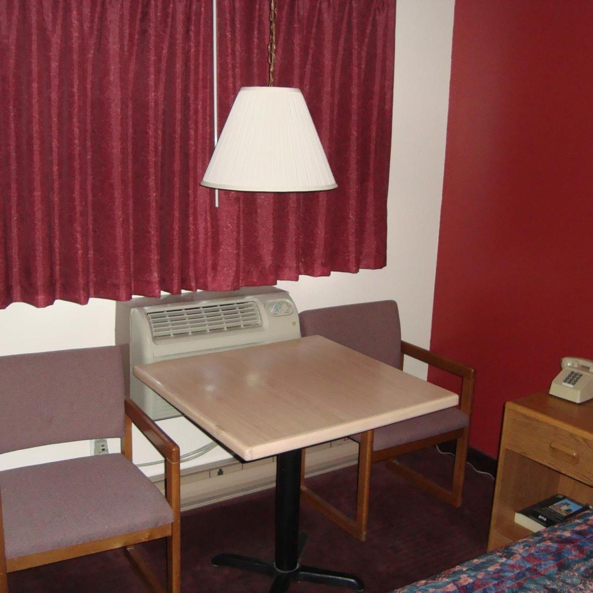 Willow Springs Motel 15/20