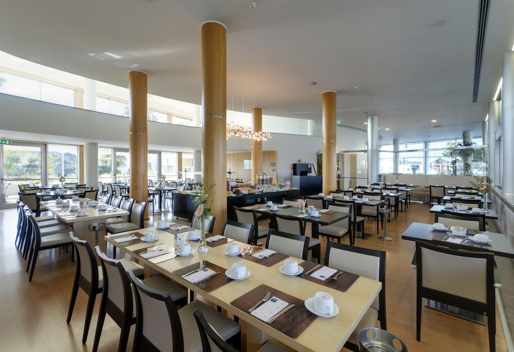 TRYP by Wyndham Porto Expo Hotel 39/57
