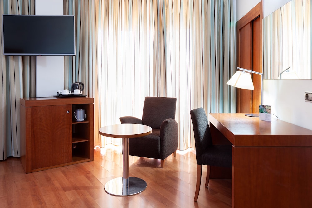 Senator Huelva Hotel 37/50