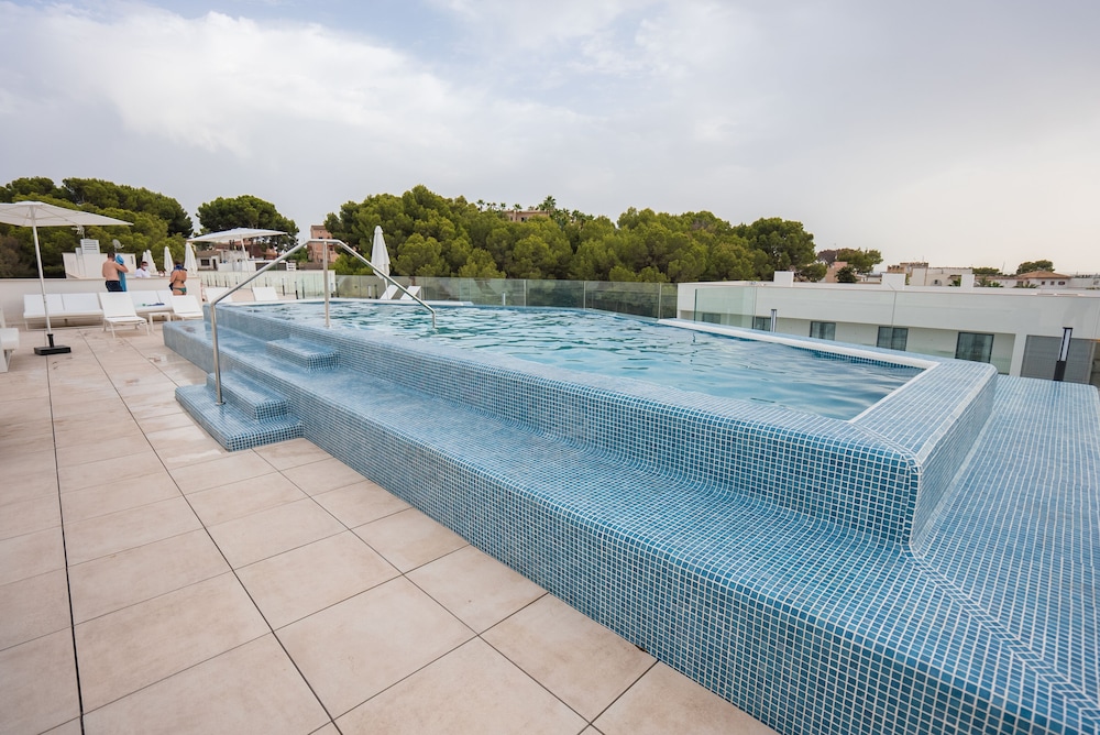 Morlans Suite Hotel Adults Only 30/51