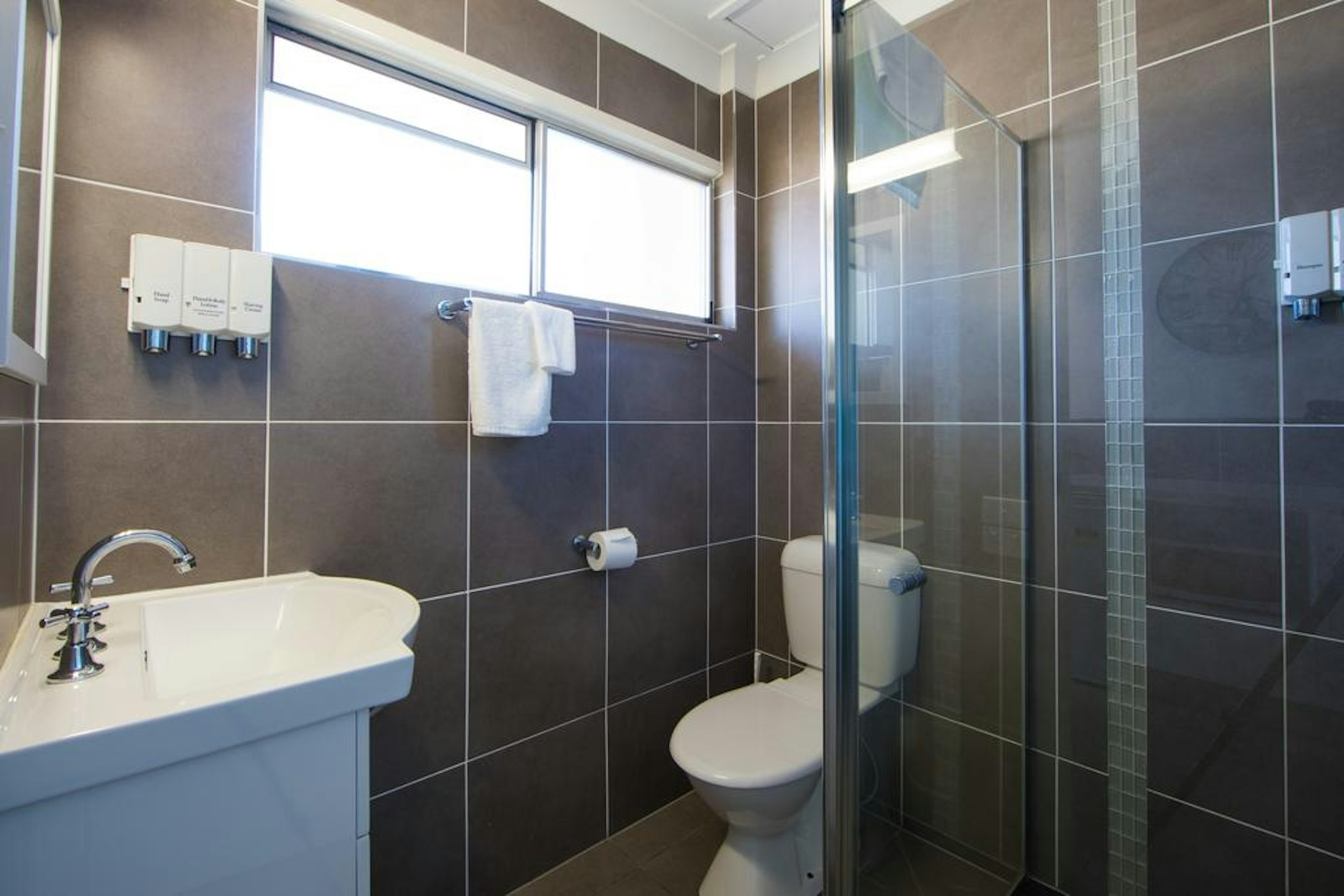 CABOOLTURE MOTEL 43/47