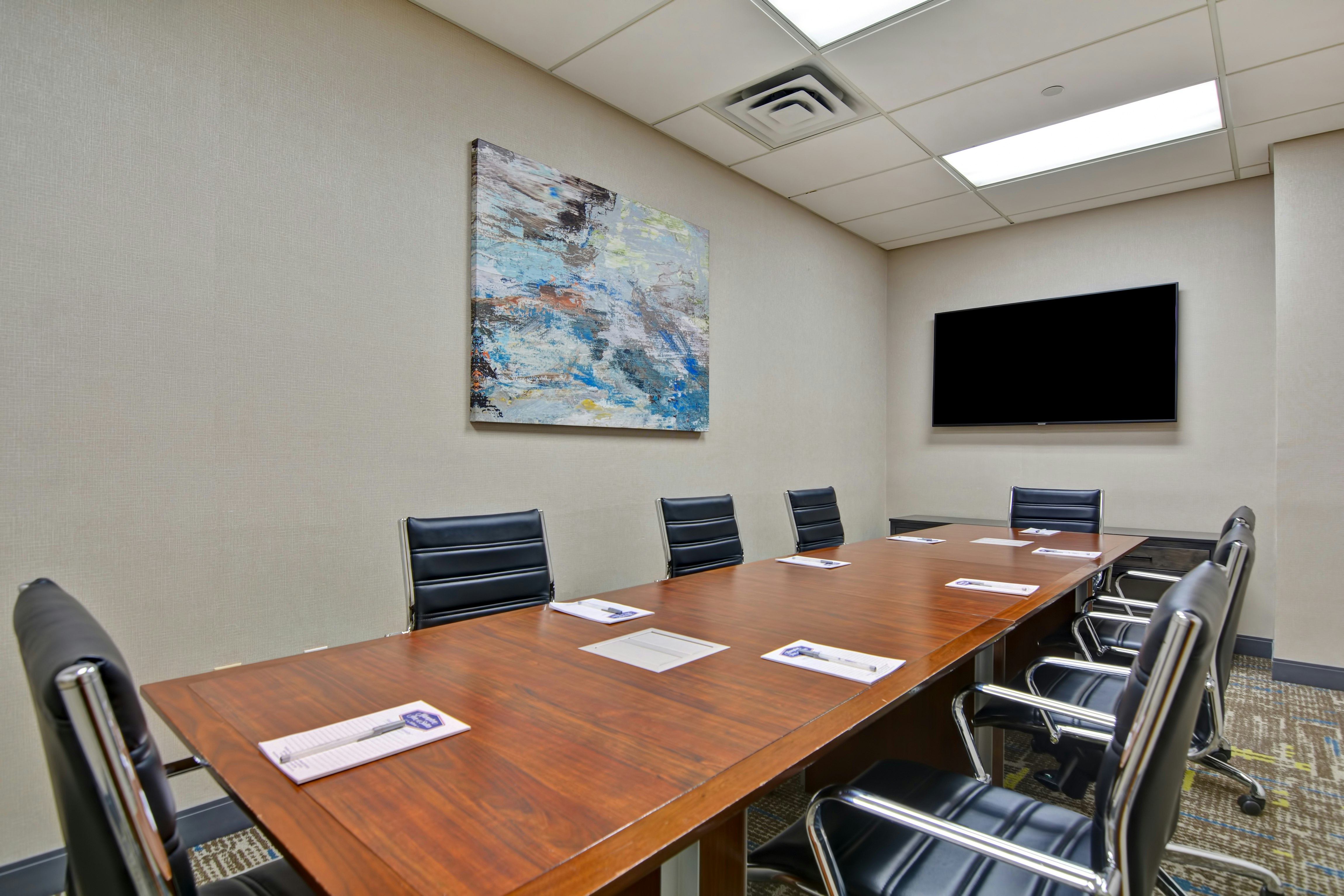 Hampton Inn Suites Newark Harrison Riverwalk 47/60