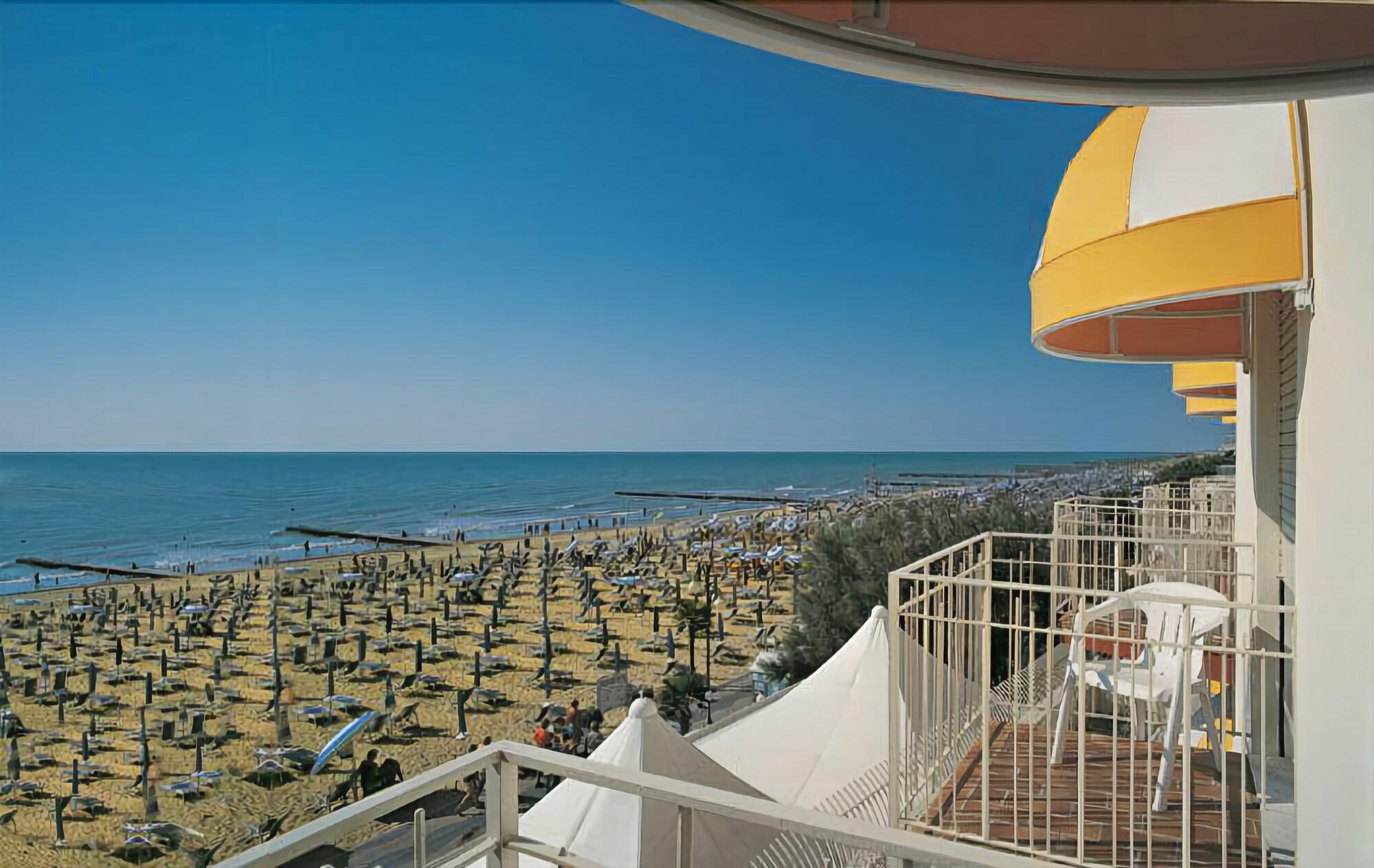 Hotel Montecarlo 25/27