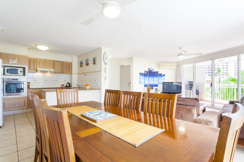 La Grande Apartments Broadbeach 35/48
