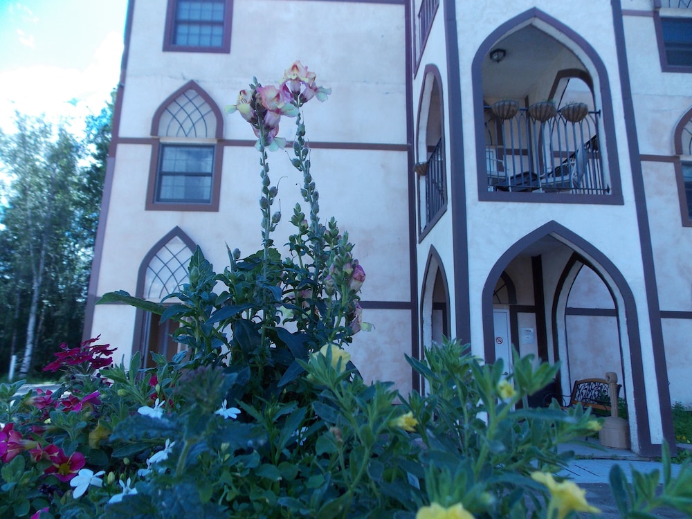 Fairbanks Extended Stay 49/50
