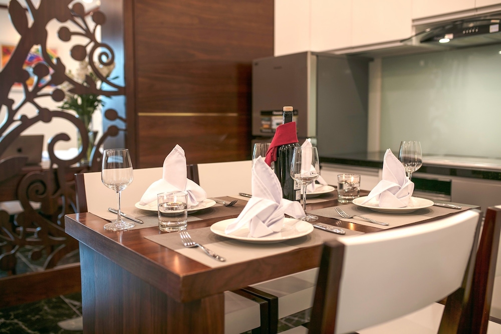 Royal St Hanoi Hotel 22/27