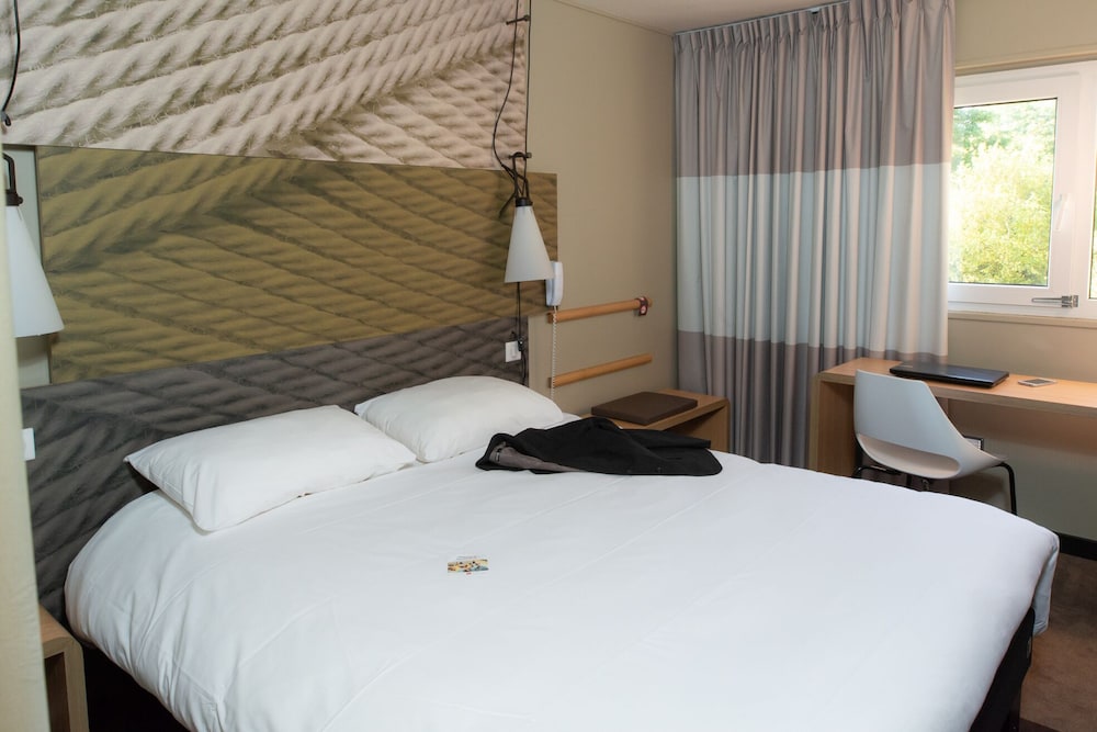 ibis Caen Porte d Angleterre 18/64