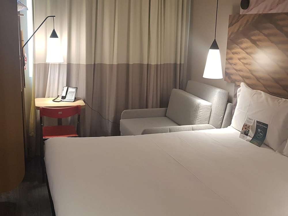 Ibis Carlos Barbosa 25/70
