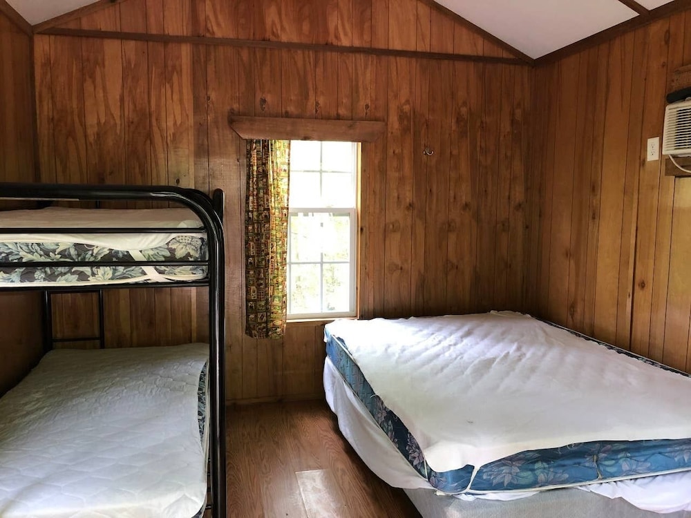 Basswood Resort 28/78
