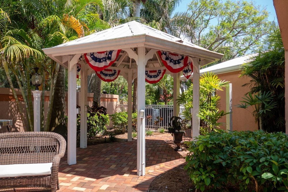 Siesta Key Inn 42/50