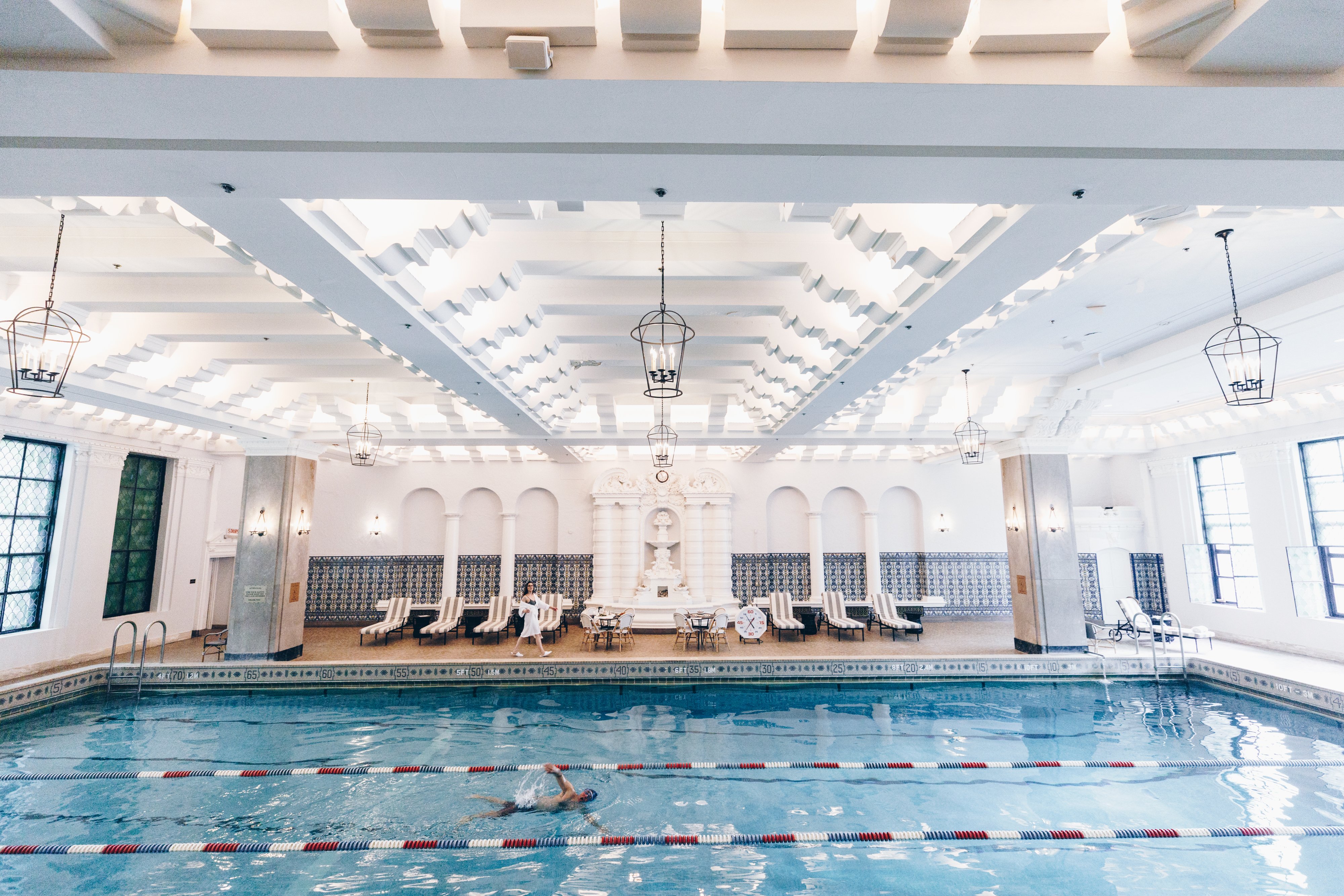 Intercontinental Chicago Magnificent Mile 24/50