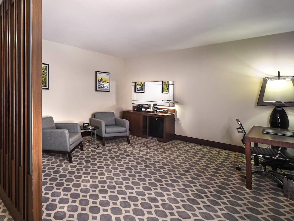 Mercure Istanbul West Hotel and Convention Center 30/33