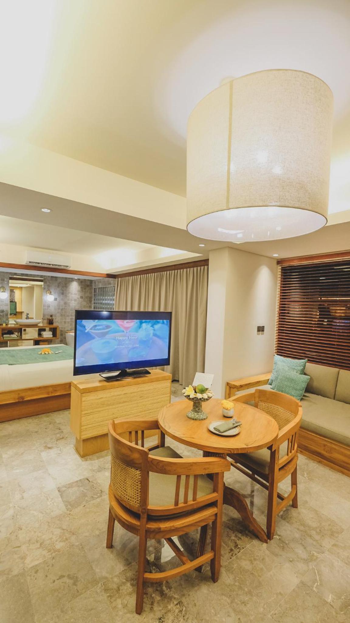 Amnaya Resort Nusa Dua 33/50