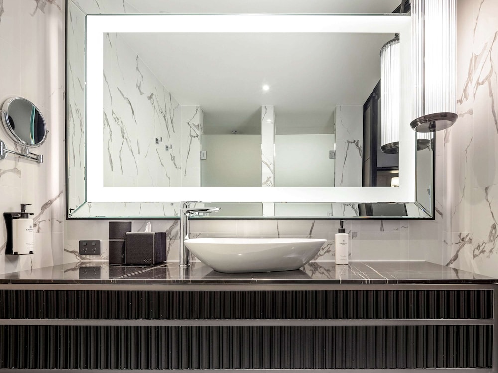 Sofitel Adelaide 32/73