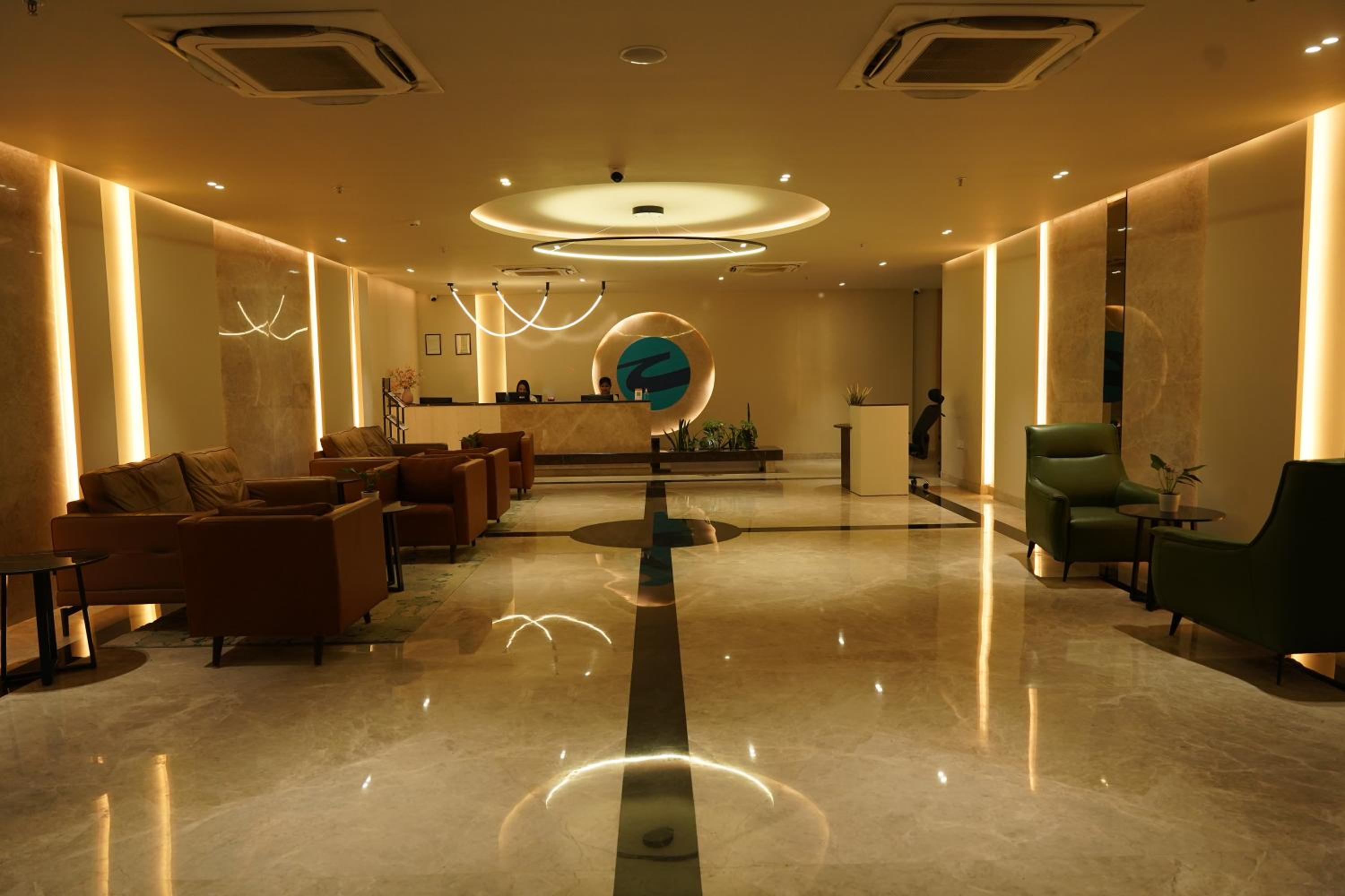 Clarion Hotel Hyderabad 21/36