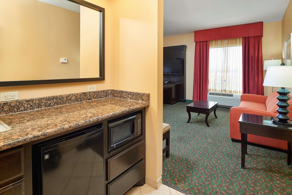 Hampton Inn Suites Waco South 31/39