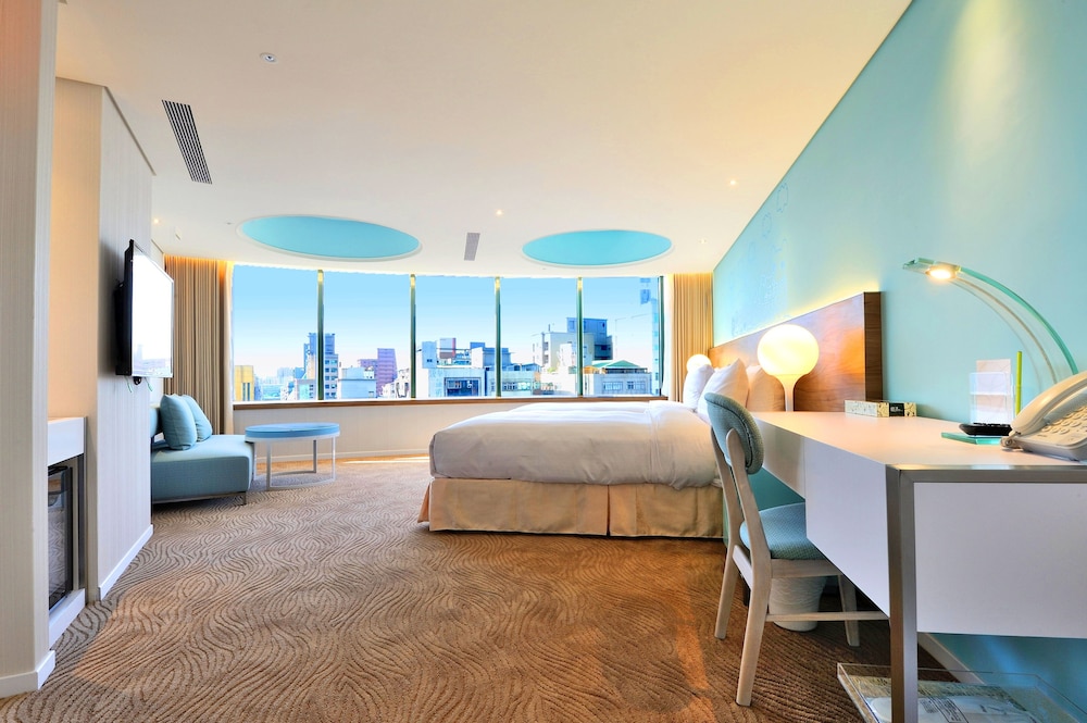 GREEN WORLD HOTEL ZHONGHUA 9/80