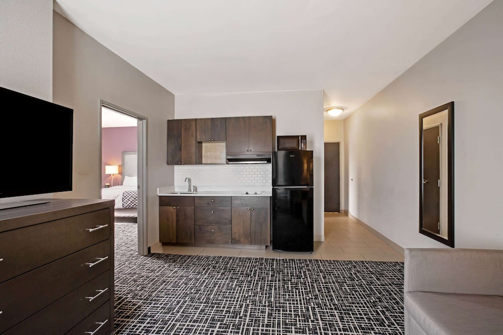 La Quinta Inn Suites By Wyndham York 27/53