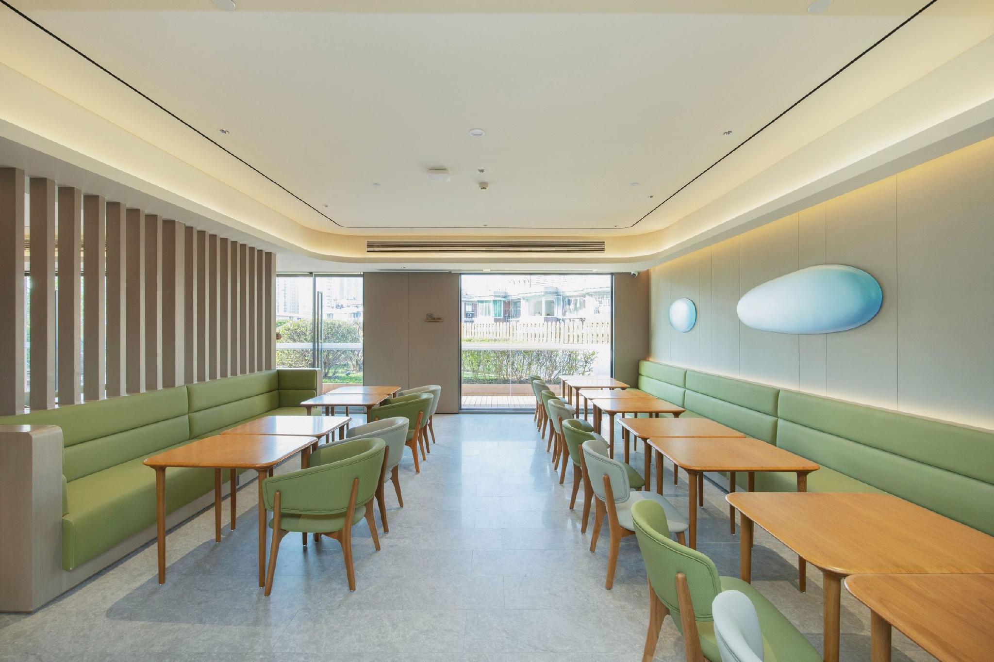 JI Hotel (Guangzhou Tianhe Tiyuxi Road Metro Station) 12/18