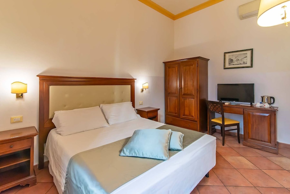 Residenza Hotel Cimabue 27/71