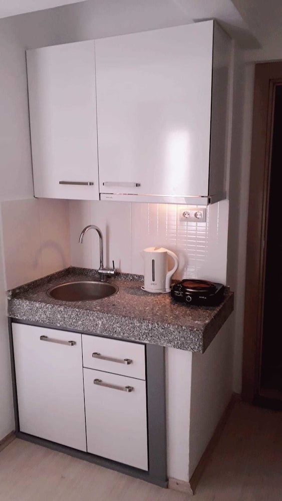 Parla Apart Otel 7/48