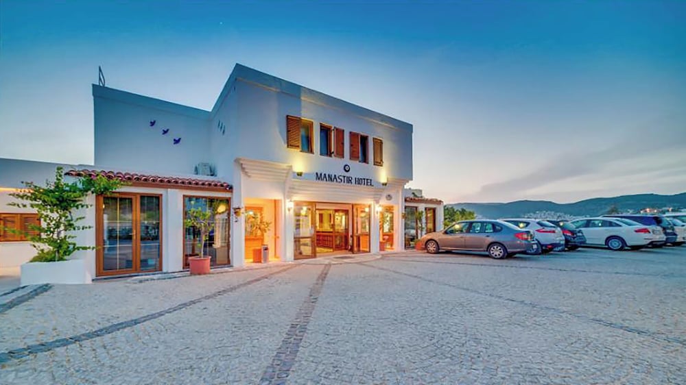 Magna Manastir Hotel 68/79