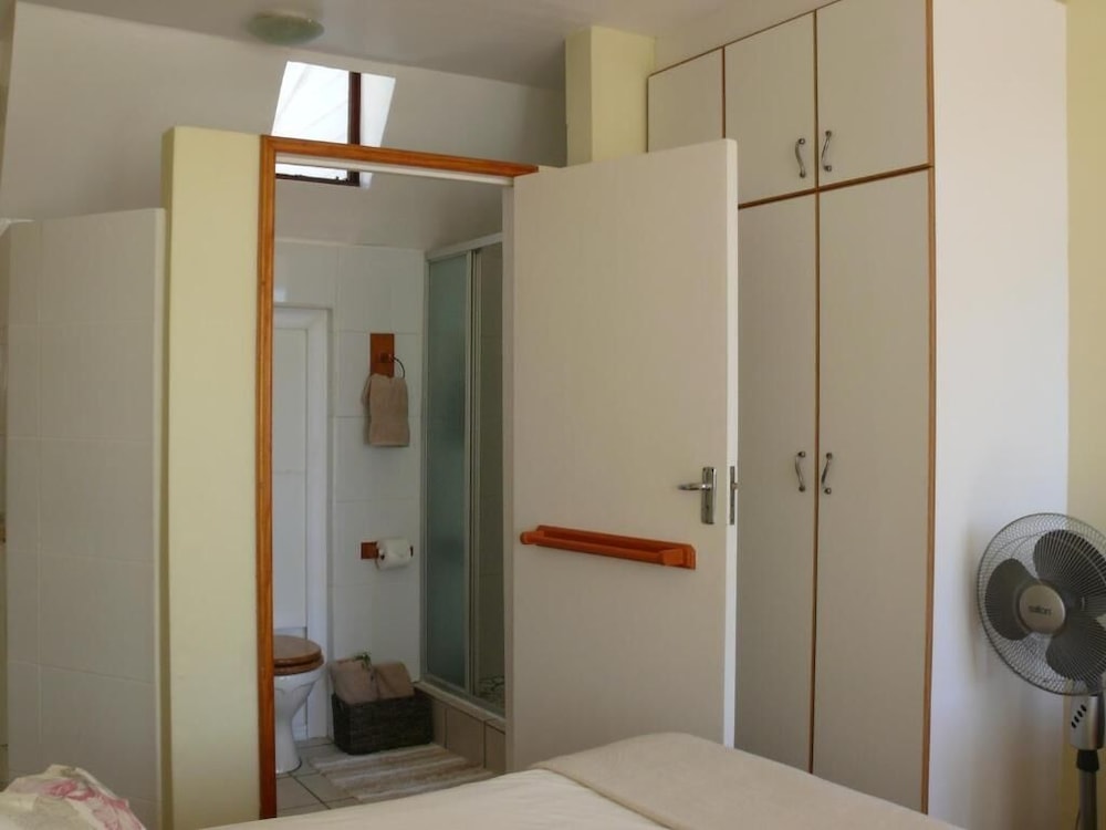 Aberdour Guesthouse 28/29