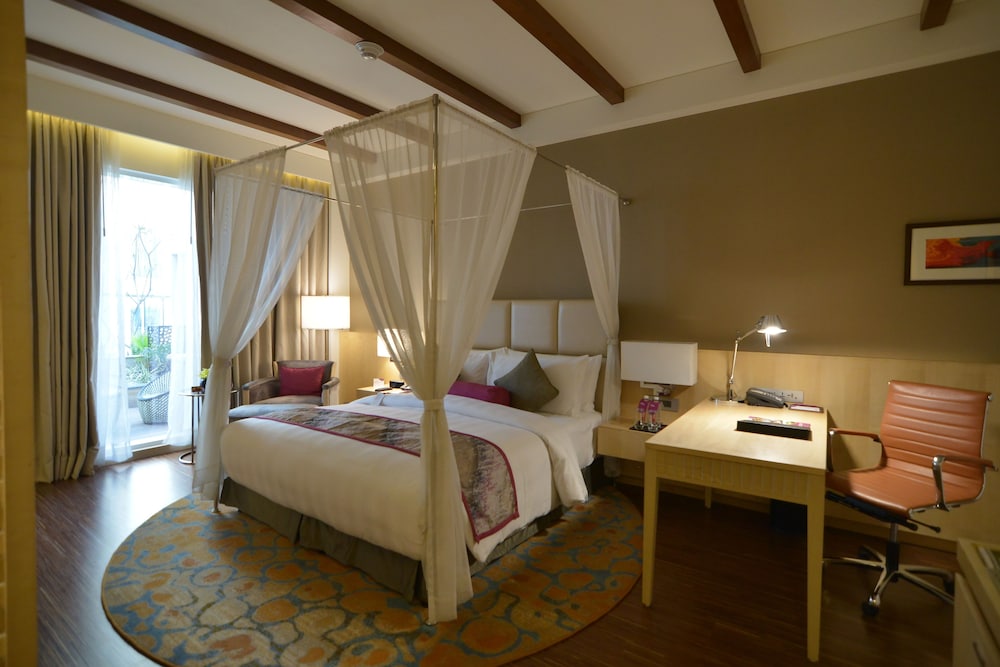 Crowne Plaza Jaipur Tonk Road 25/78