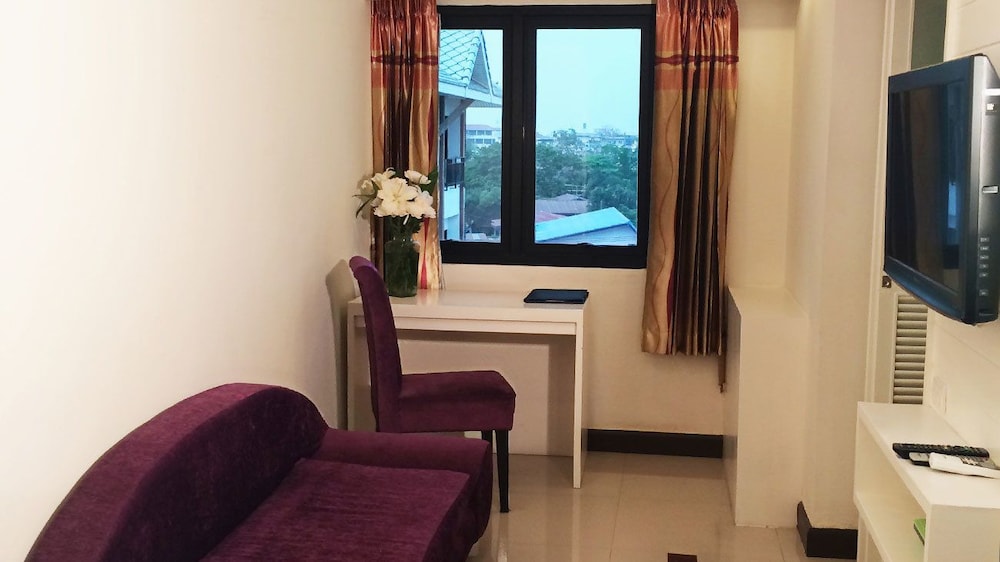 Ayara Grand Palace Hotel 41/52