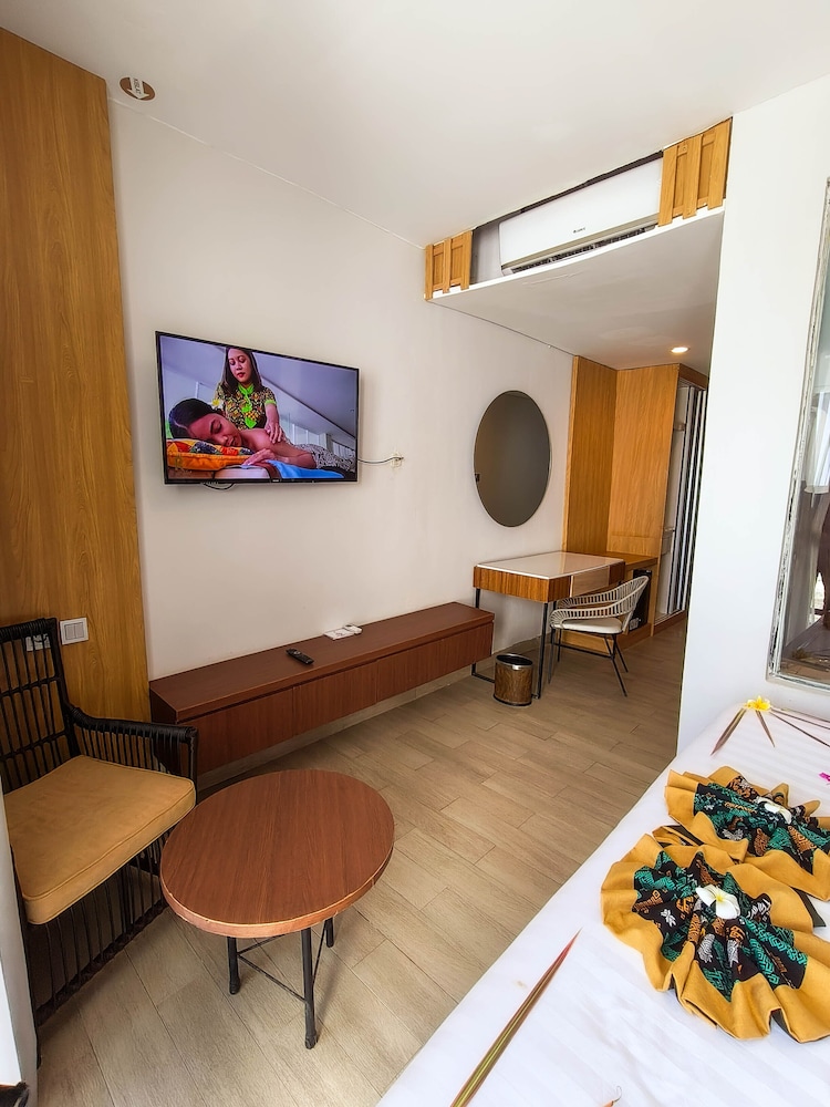 Raja Hotel Kuta Mandalika Resort & Convention 39/64