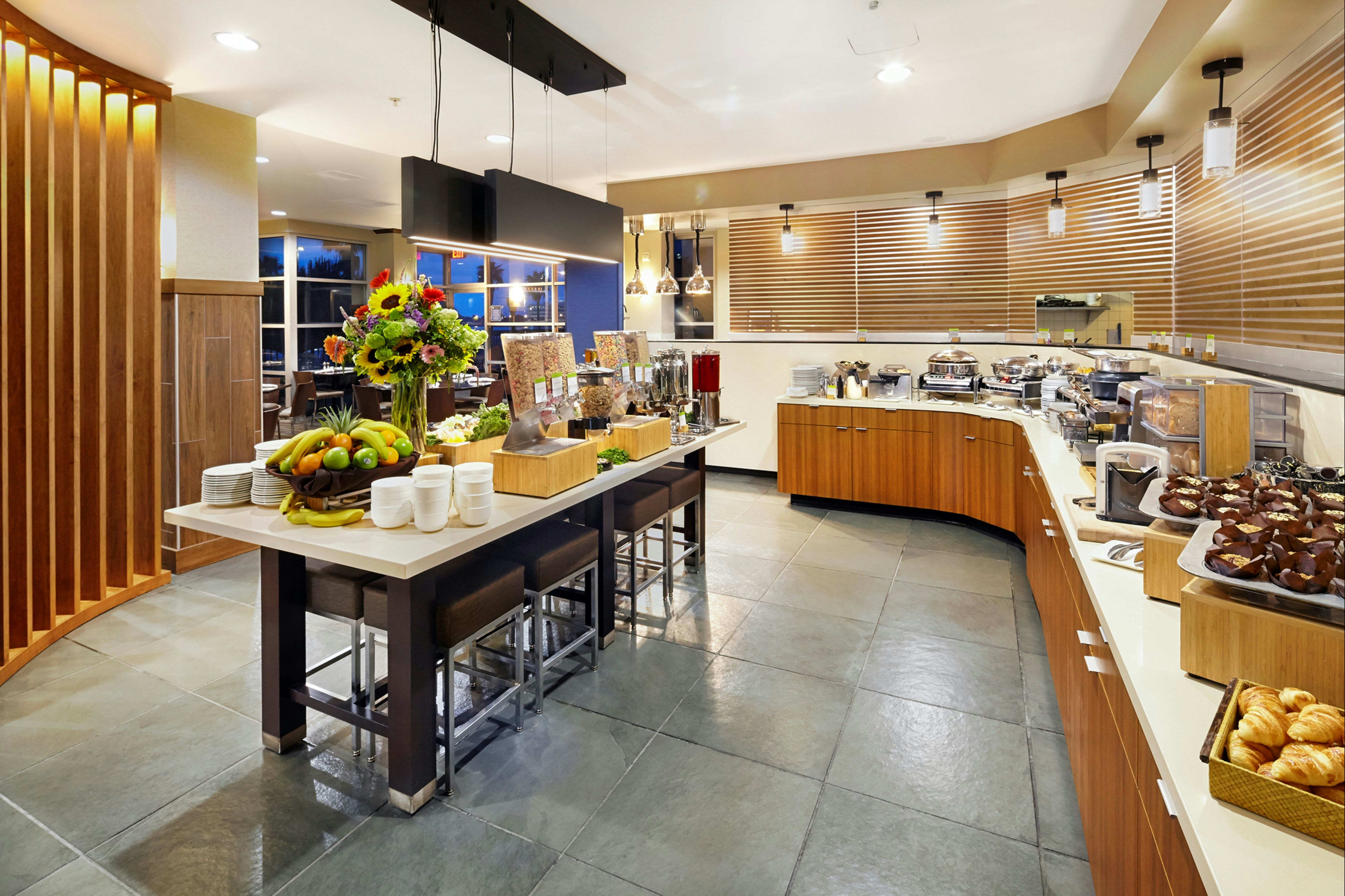 DoubleTree by Hilton Hotel San Francisco Airport North 68/81