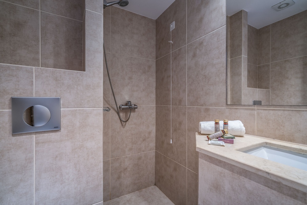 Castelli Hotel - Adults Only 48/50