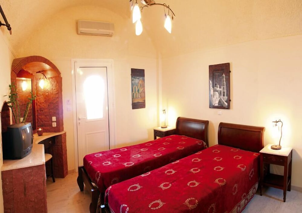 Galatia Villas 15/66