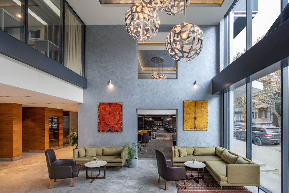 Tbilisi Saburtalo Hotel 25/50