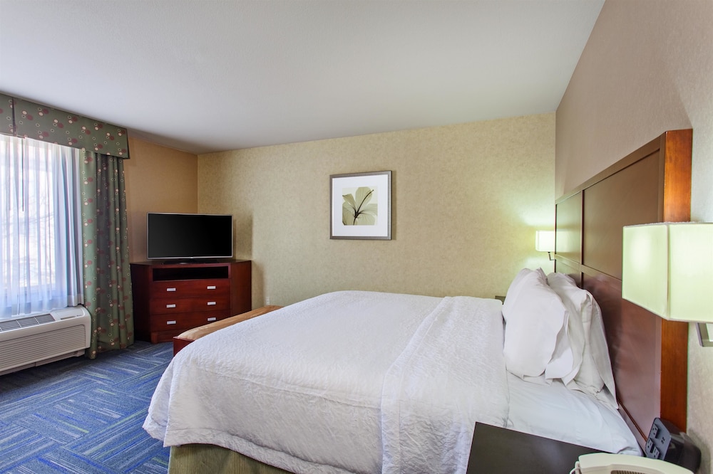 Hampton Inn Suites Merced 5/28