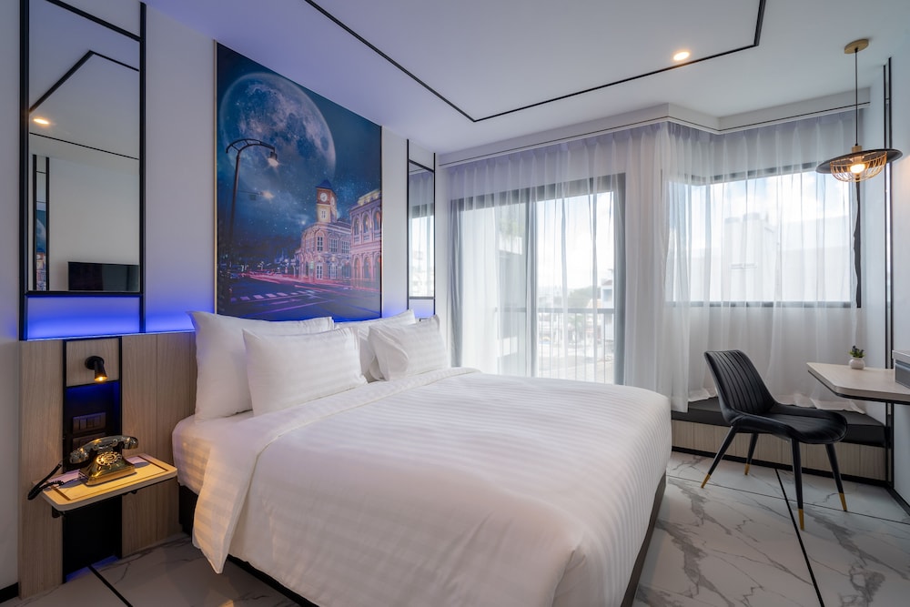 Ratri Hotel Phuket Old Town 13/47