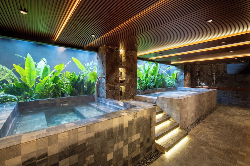TS Suites Seminyak Bali 22/45