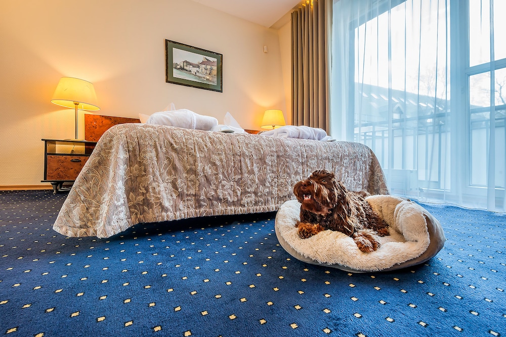 Grata by Centrum Hotels 24/47