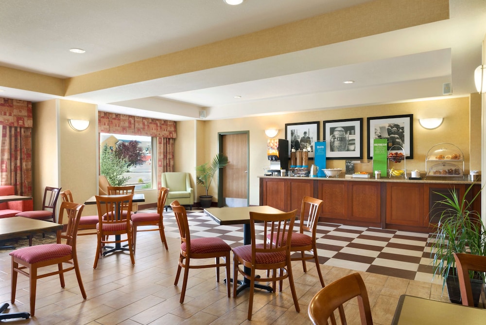 Summit Suites 23/34