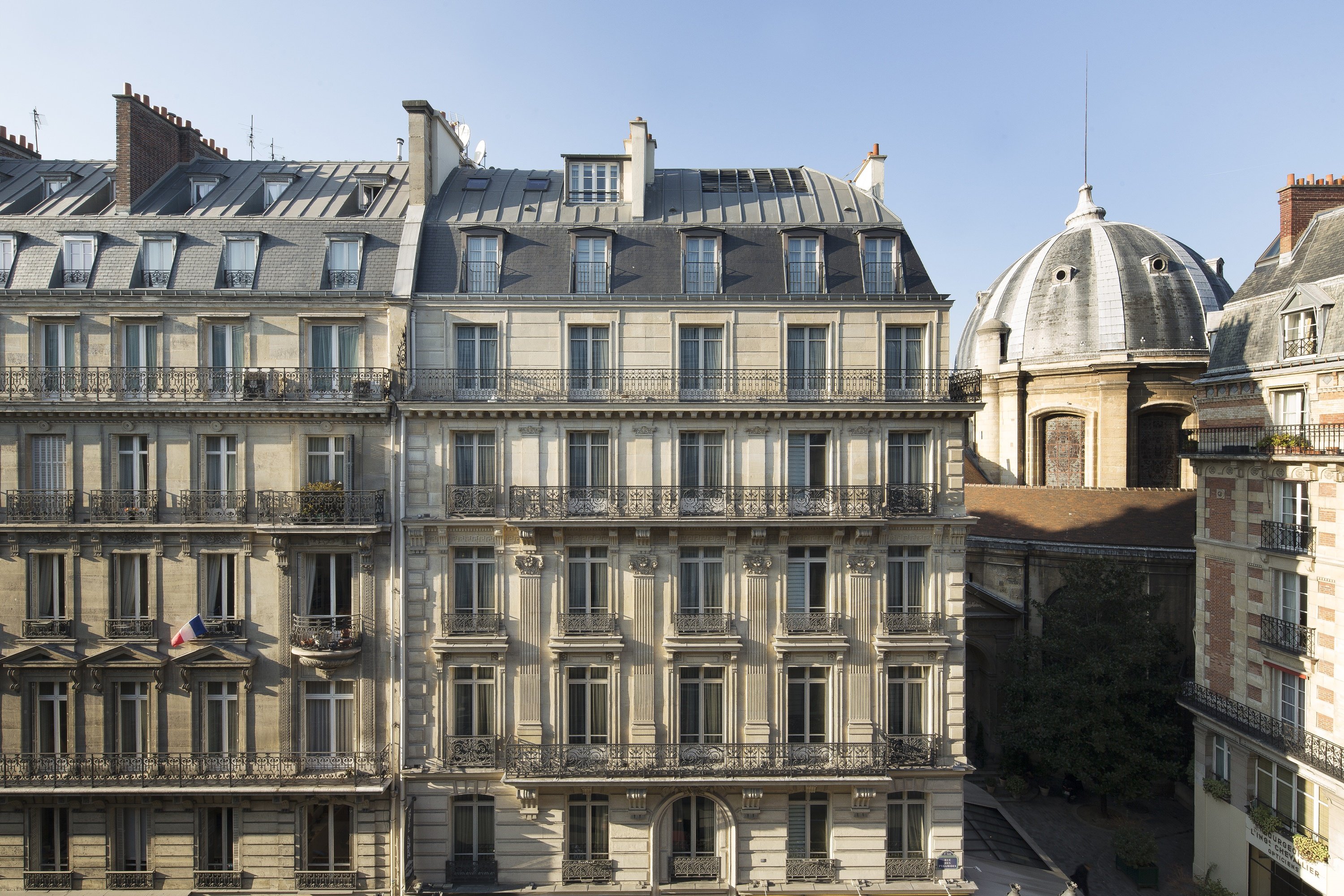 Hotel Lumen Paris Louvre in PARIS