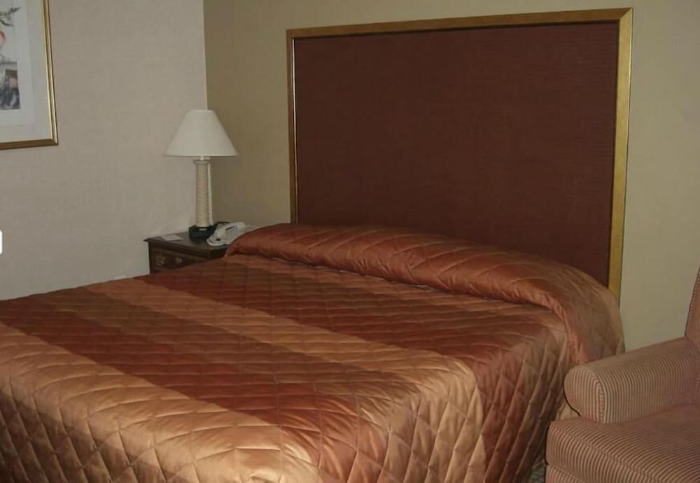 Stardust Motel 3/30