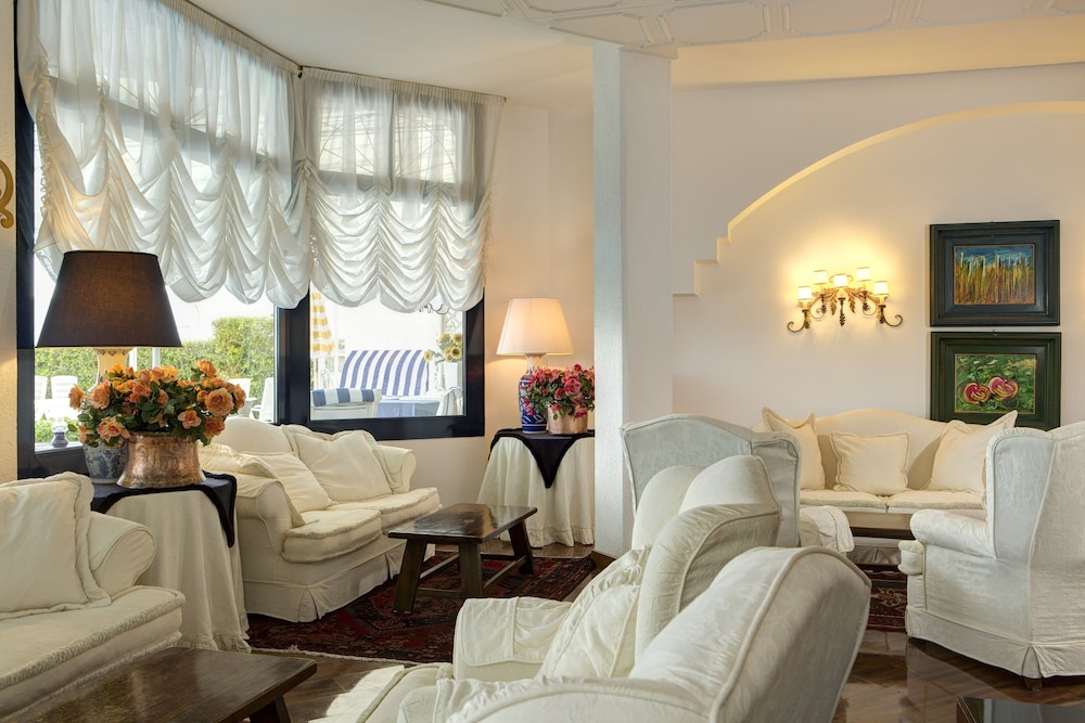 Hotel Cavalieri Palace 73/90