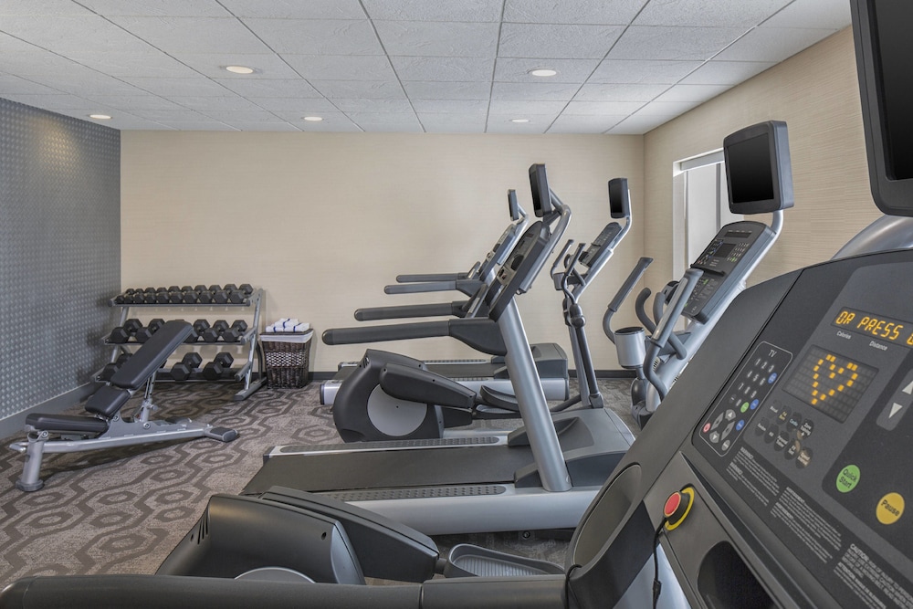 Fairfield Inn & Suites Bridgewater Branchburg/Somerville 8/14
