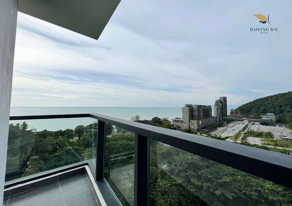 Bahang Bay Hotel 56/62