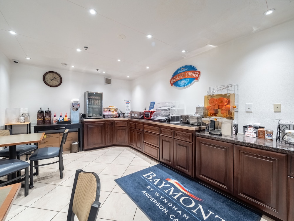 Baymont By Wyndham Anderson 20/24