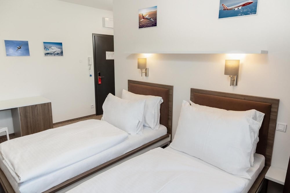 Sky Hotel Prague 9/28
