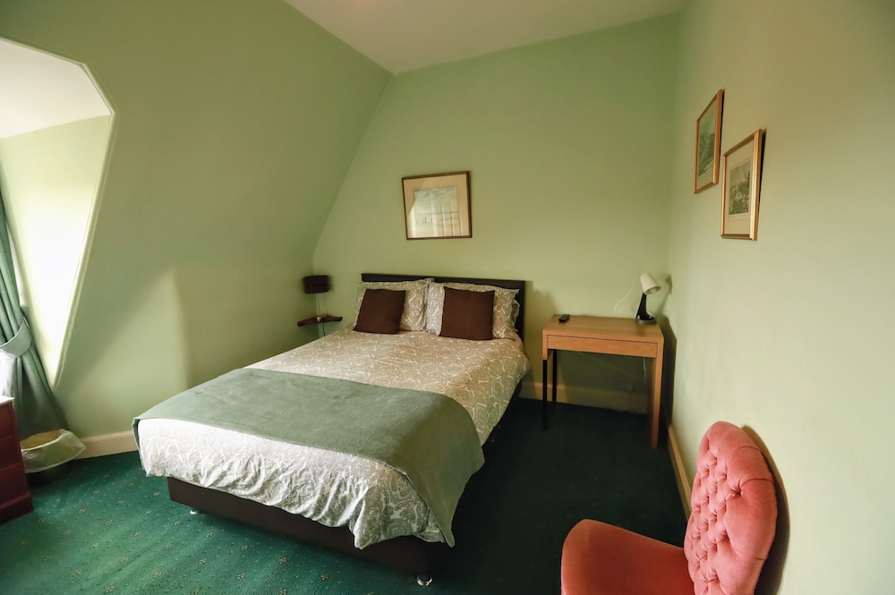 Airdenair Guest House 15/50