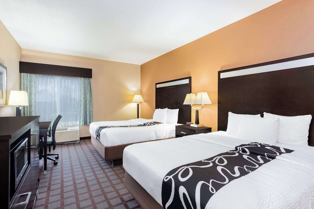 Spark by Hilton Plainfield Indianapolis Airport 14/43